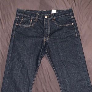 PRE-OWNED MEN’S H&M JEANS. GREAT CONDITION.